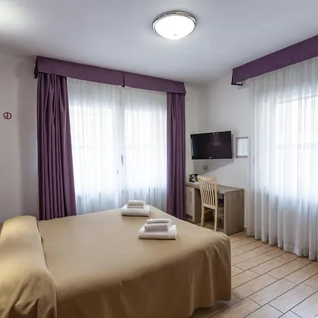 Hotiday Collection - Barberini Aparthotel Rom