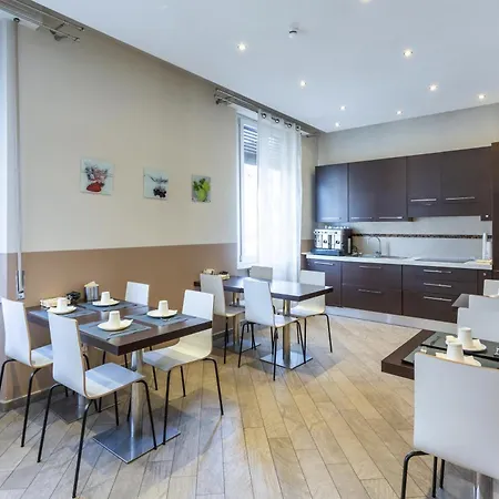 Hotiday Collection - Barberini Aparthotel 3*