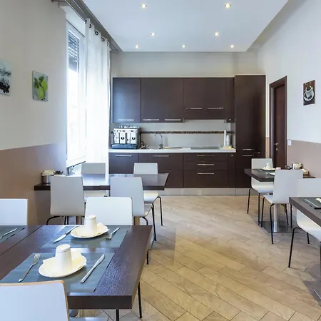 Hotiday Collection - Barberini Aparthotel Roma