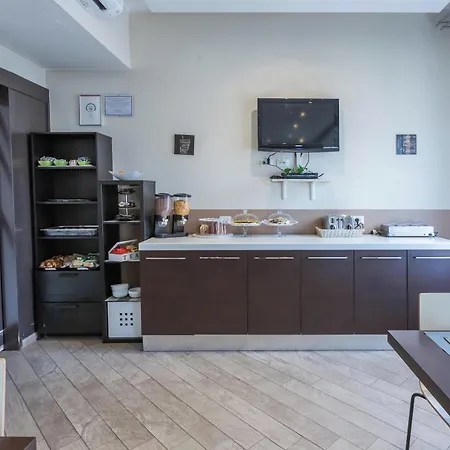Aparthotel Hotiday Collection - Barberini 3*