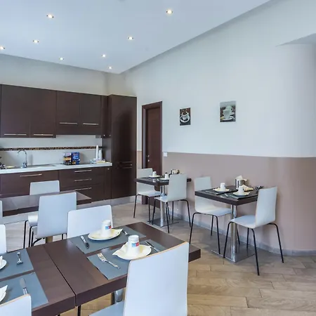 Hotiday Collection - Barberini 3* Roma