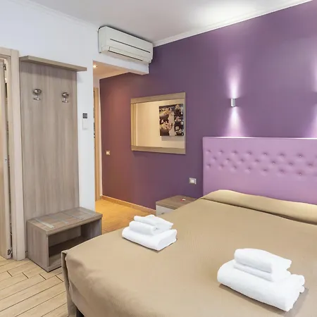 Aparthotel Hotiday Collection - Barberini Roma
