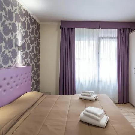 Hotiday Collection - Barberini Aparthotel