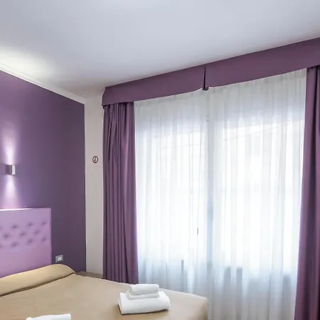 Hotiday Collection - Barberini Aparthotel 3*
